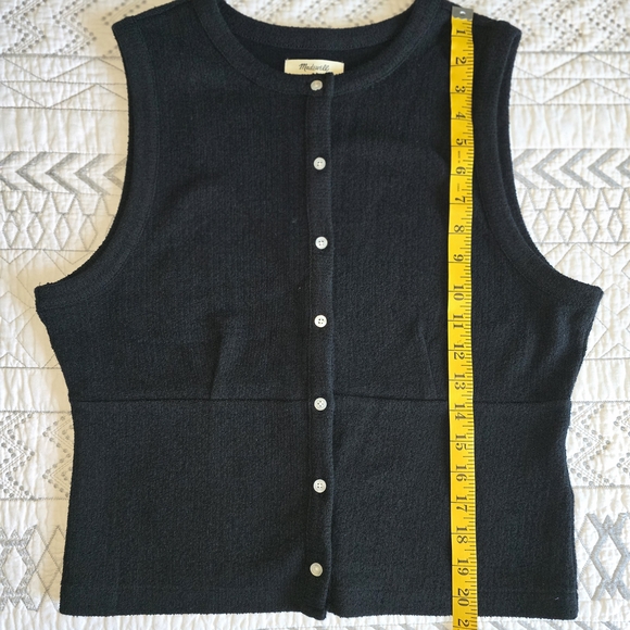 Madewell Black Sleeveless Button-Up Top - Picture 3 of 5